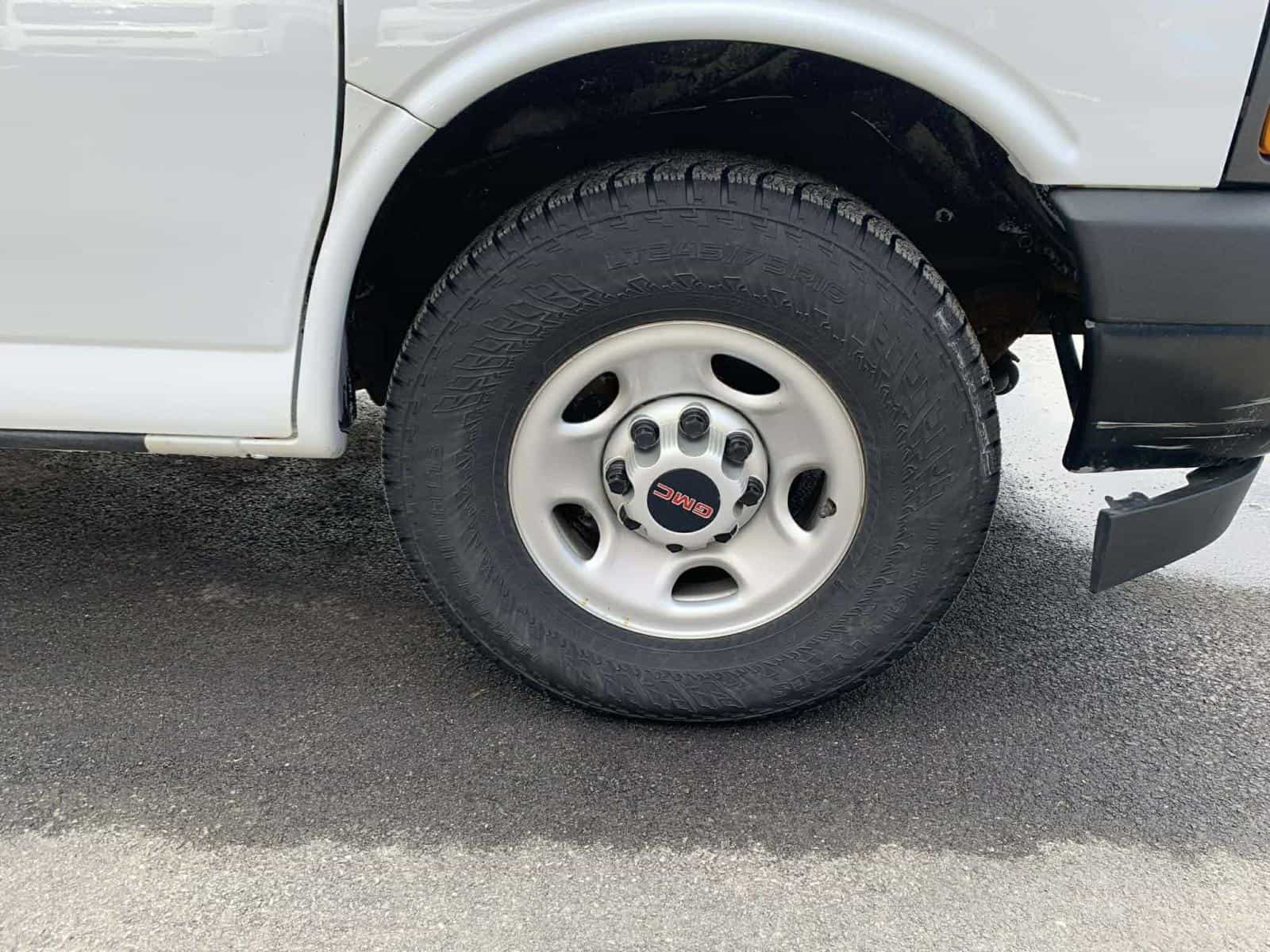 Image 16 GMC Savana G2500 2500 2020