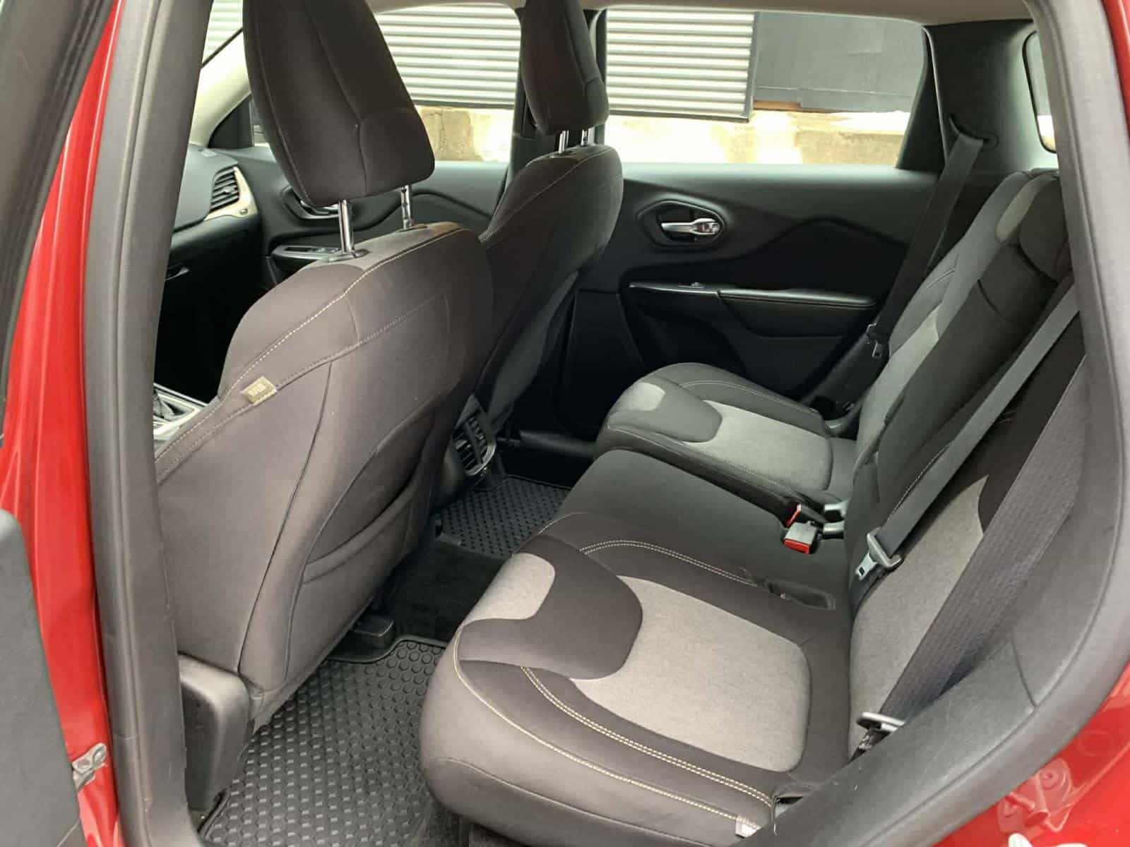 Image 12 Jeep Cherokee Sport 2015