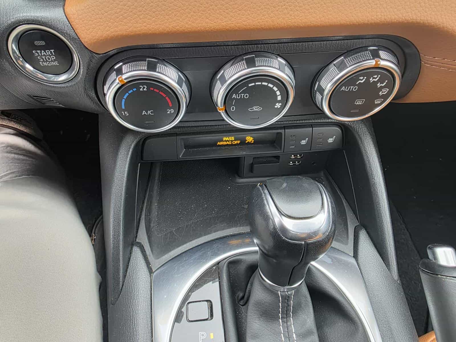 Image 8 Fiat 124 Spider Classica 2017