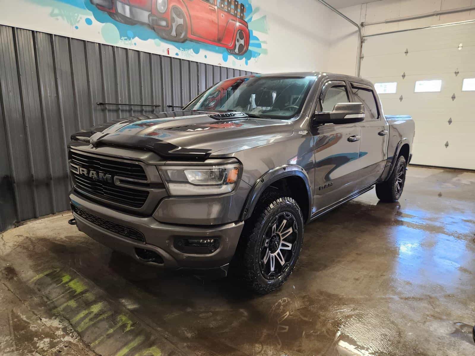 2020 RAM 1500 Laramie - Image 1