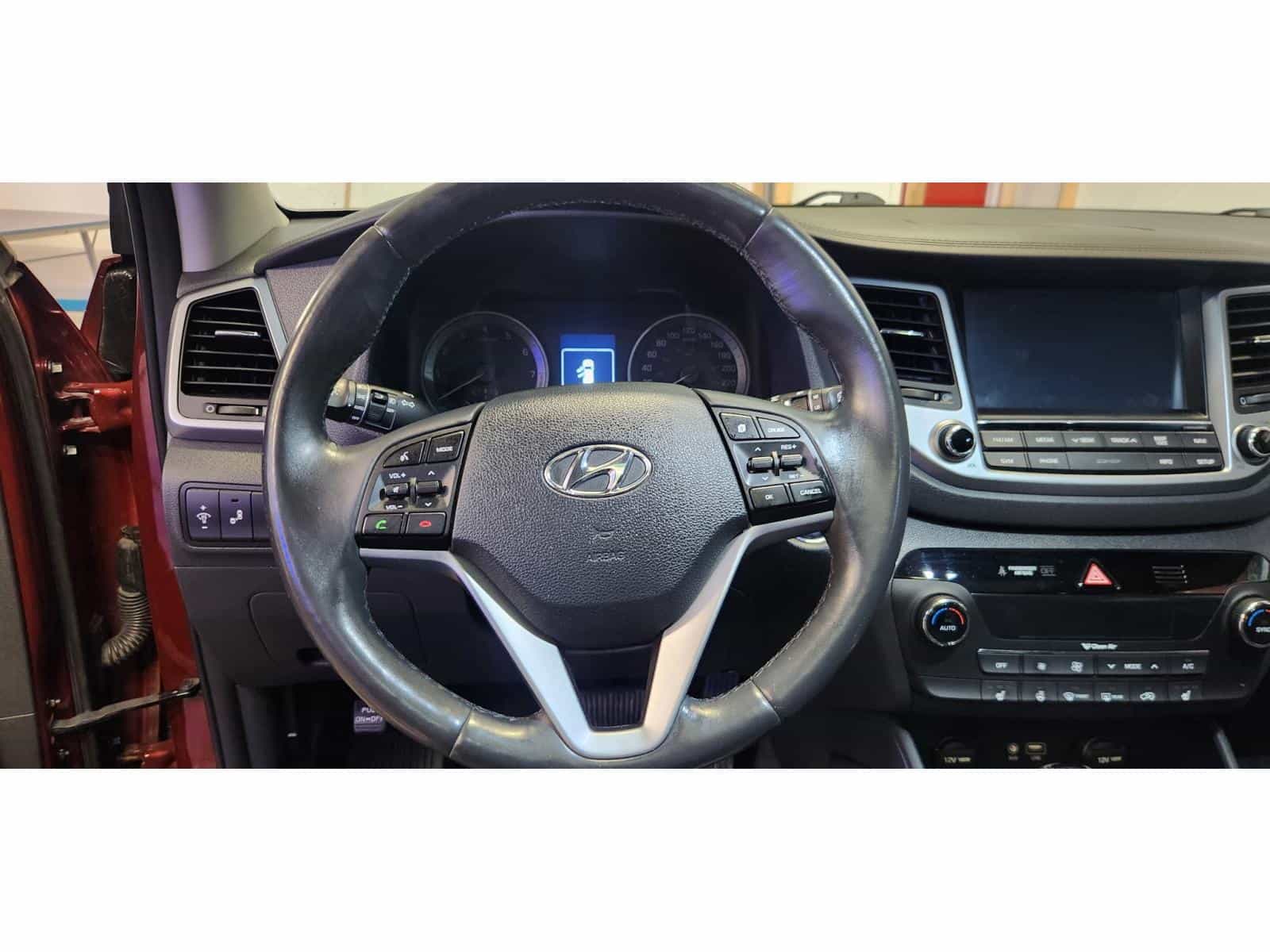 Image 11 Hyundai Tucson Luxury 2016