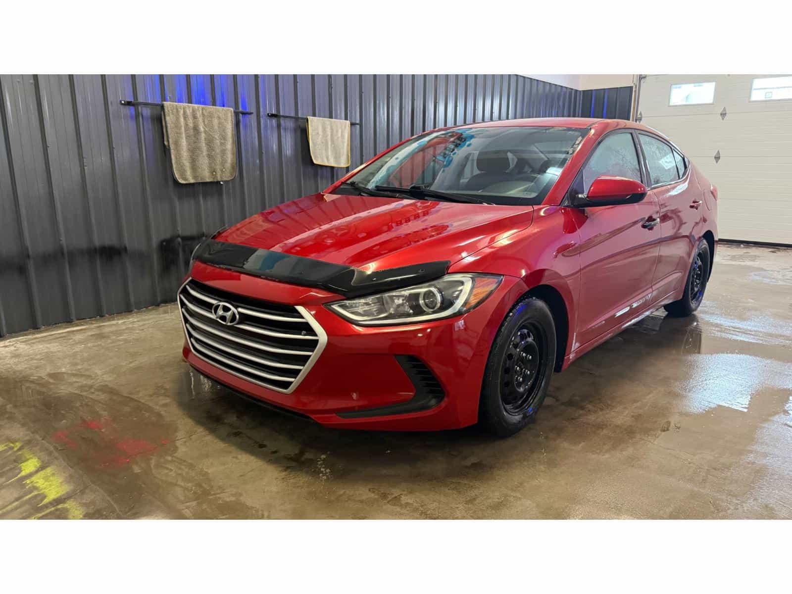 Image 1 Hyundai Elantra LE 2017