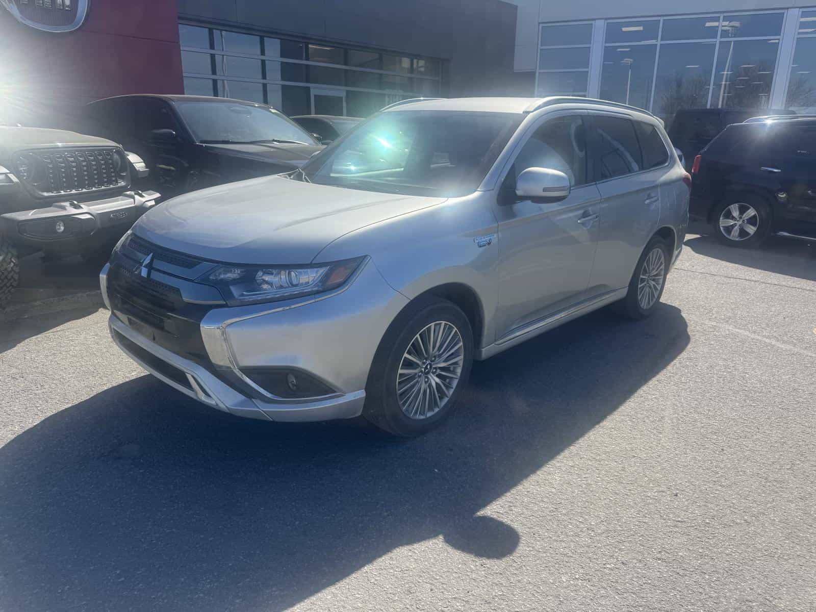 Image 1 Mitsubishi Outlander PHEV 2019
