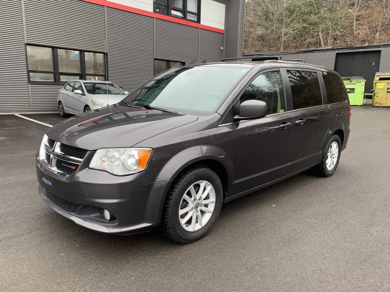 2019 Dodge Grand Caravan SXT Premium Plus - Image 1