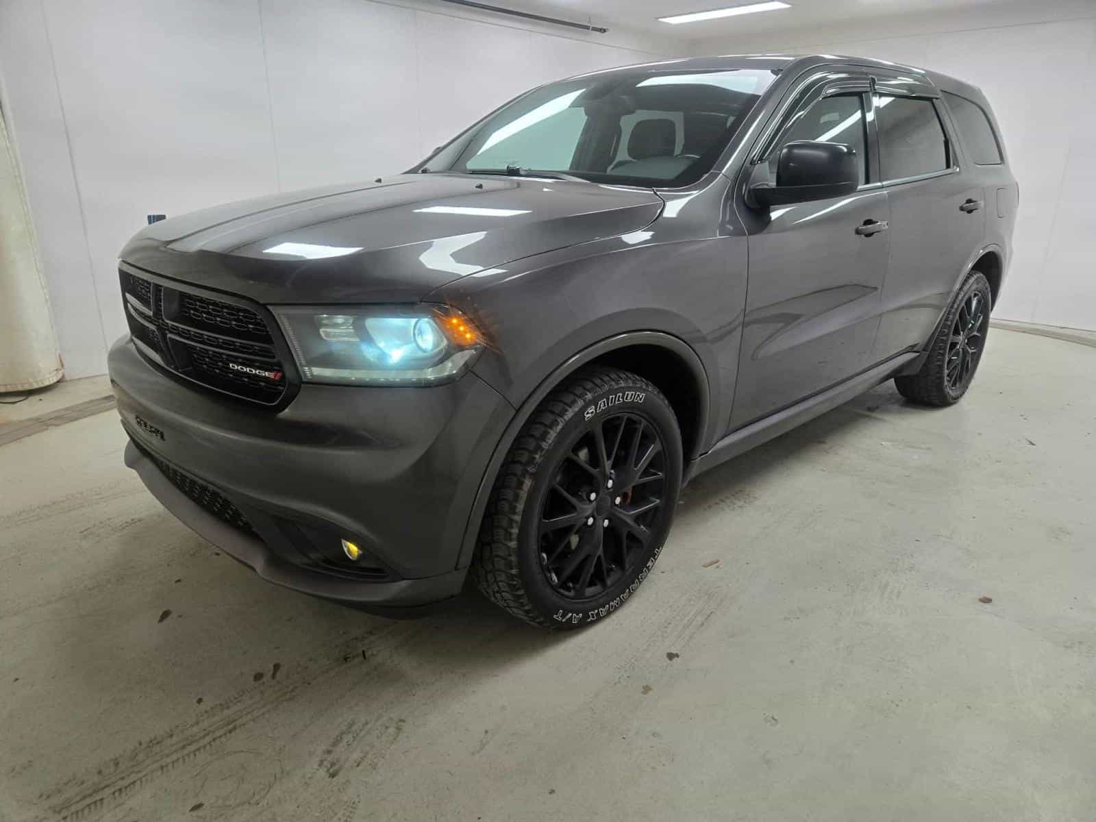 2015 Dodge Durango SXT - Image 1
