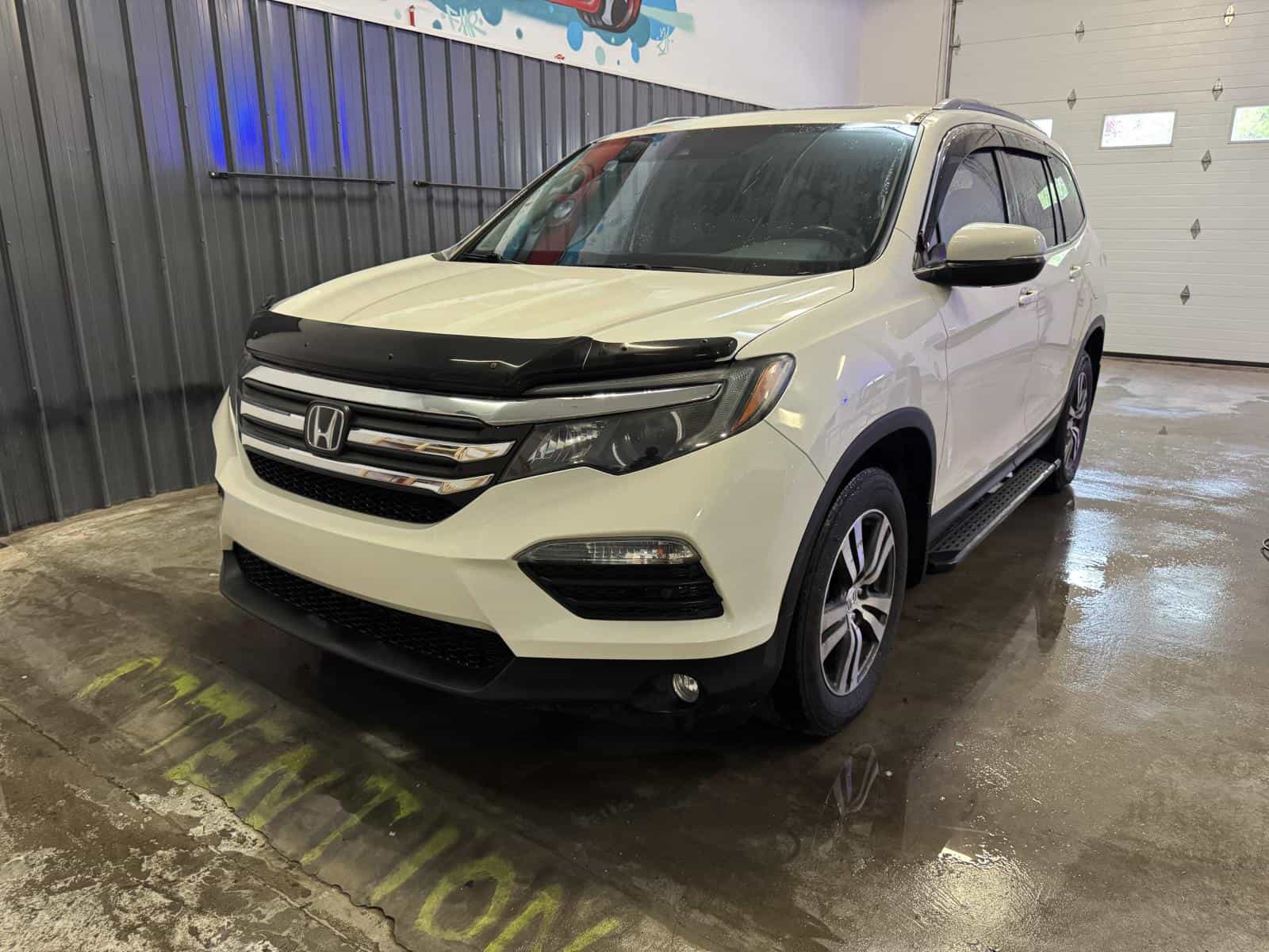 Image 1 Honda Pilot EX-L W/RES 2018