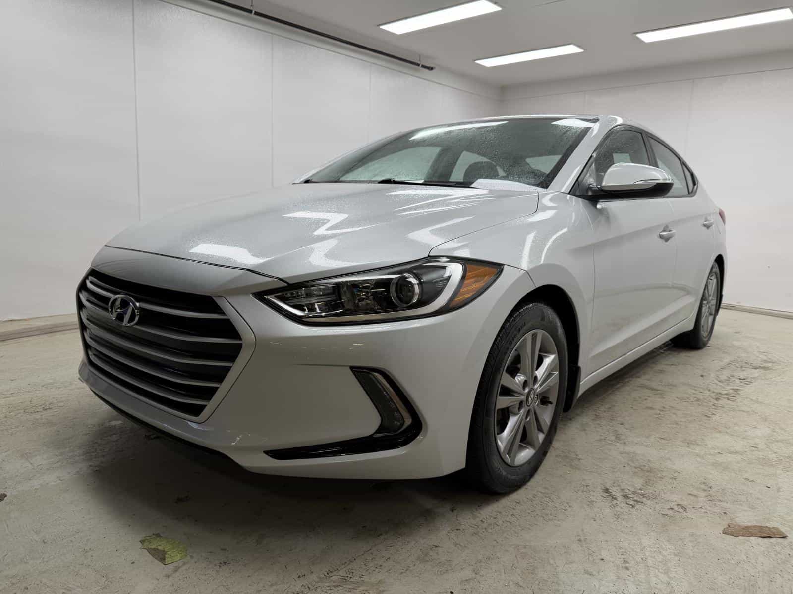 Image 1 Hyundai Elantra GL 2018