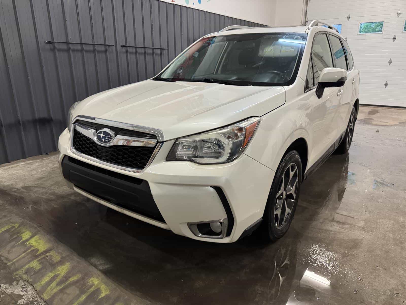 Image 1 Subaru Forester 2.0XT Limited 2015