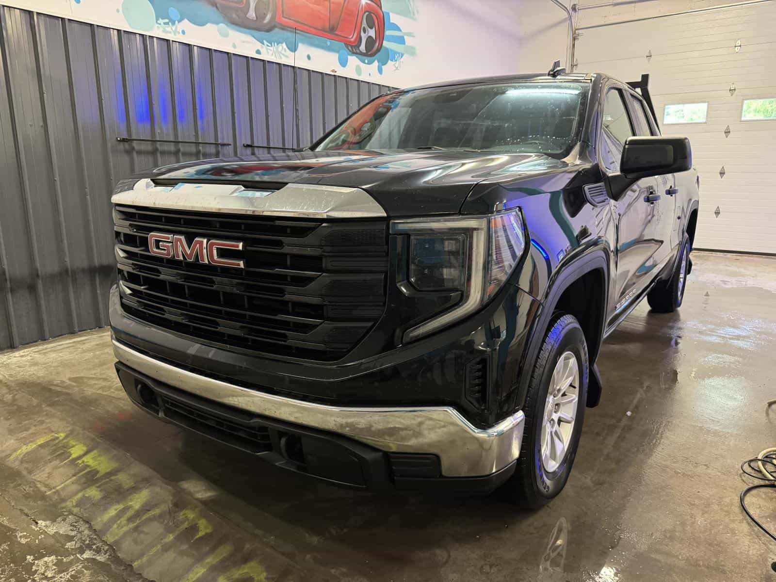 Image 1 GMC Sierra 1500 Base 2023
