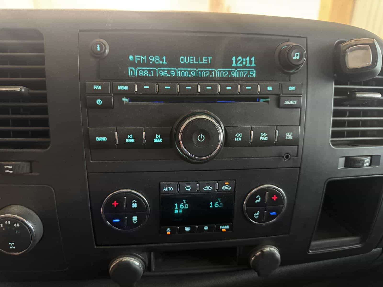 2008 Chevrolet Silverado K2500Hd LT - Image 10