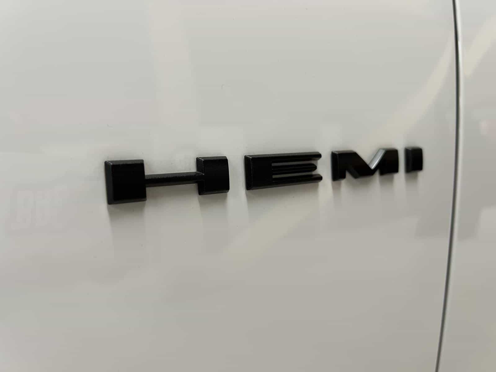 2023 Dodge Durango R/T - Image 25