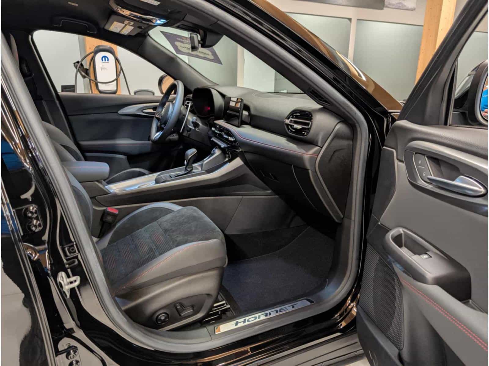 Image 13 Dodge Hornet R/T 2024