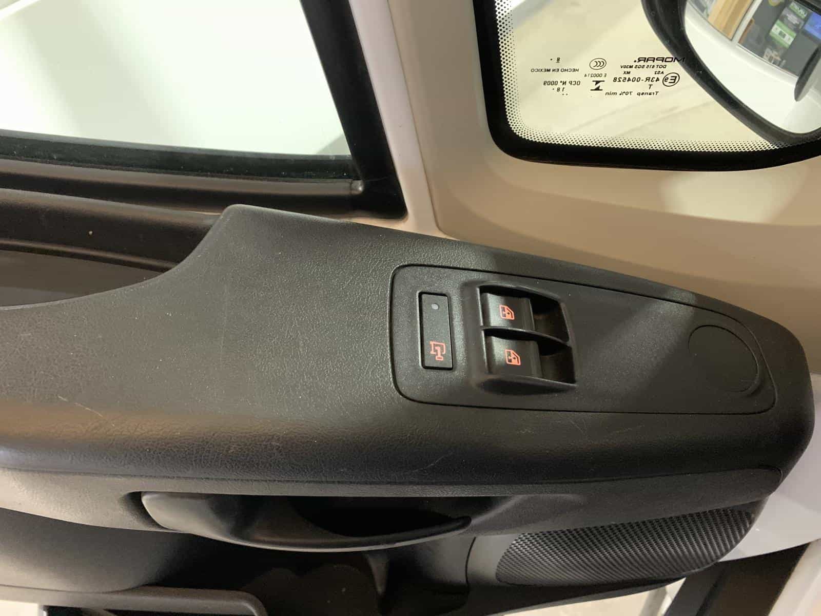 2019 RAM Promaster 3500 High 3500 High Roof - Image 17