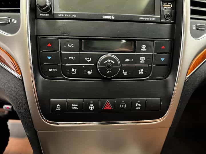 Image 9 Jeep Grand Cherokee Overland Overland 2011