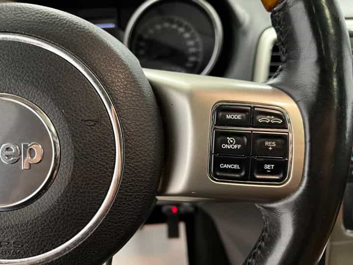 Image 18 Jeep Grand Cherokee Overland Overland 2011