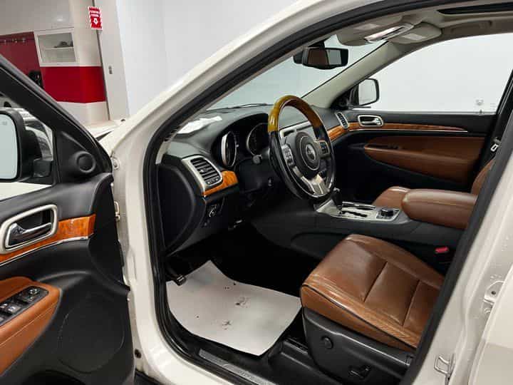 Image 23 Jeep Grand Cherokee Overland Overland 2011