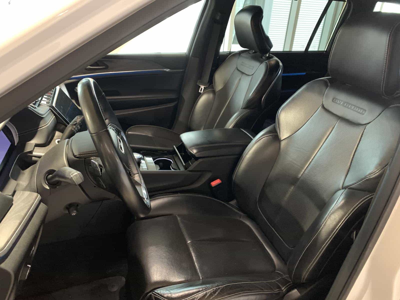 2021 Jeep Grand Cherokee L Overland Overland - Image 8