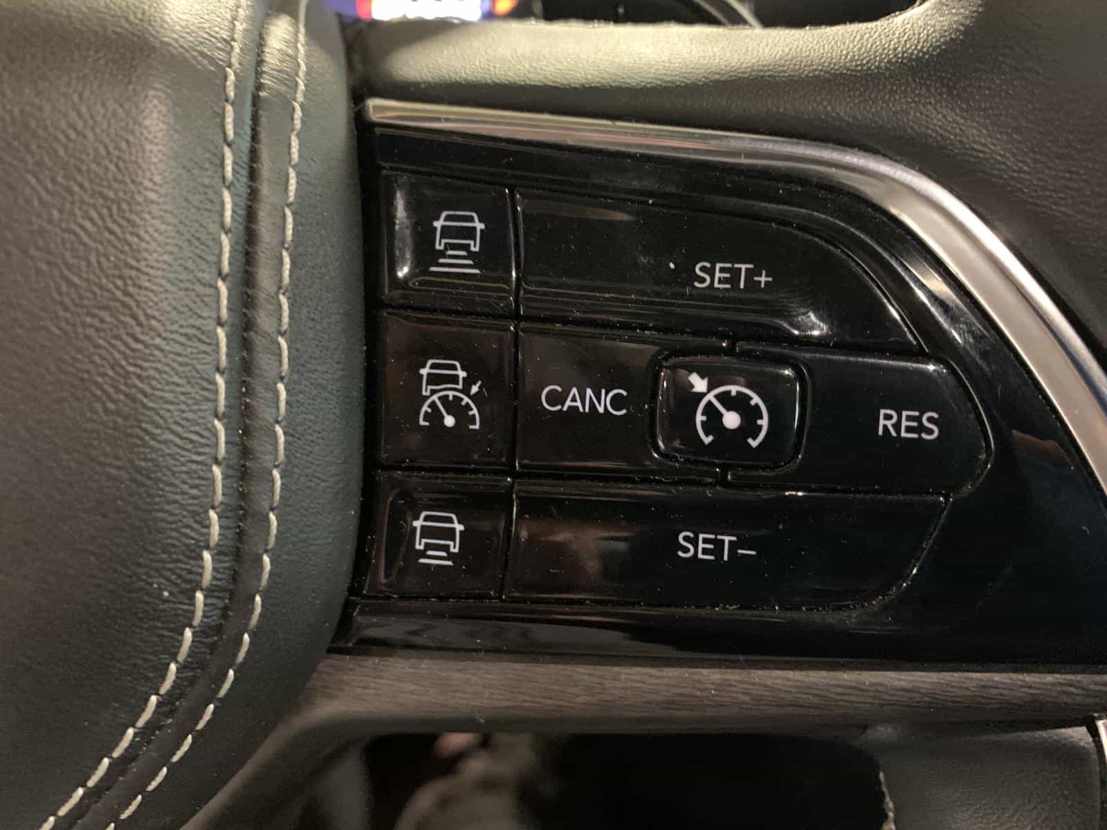 2021 Jeep Grand Cherokee L Overland Overland - Image 15