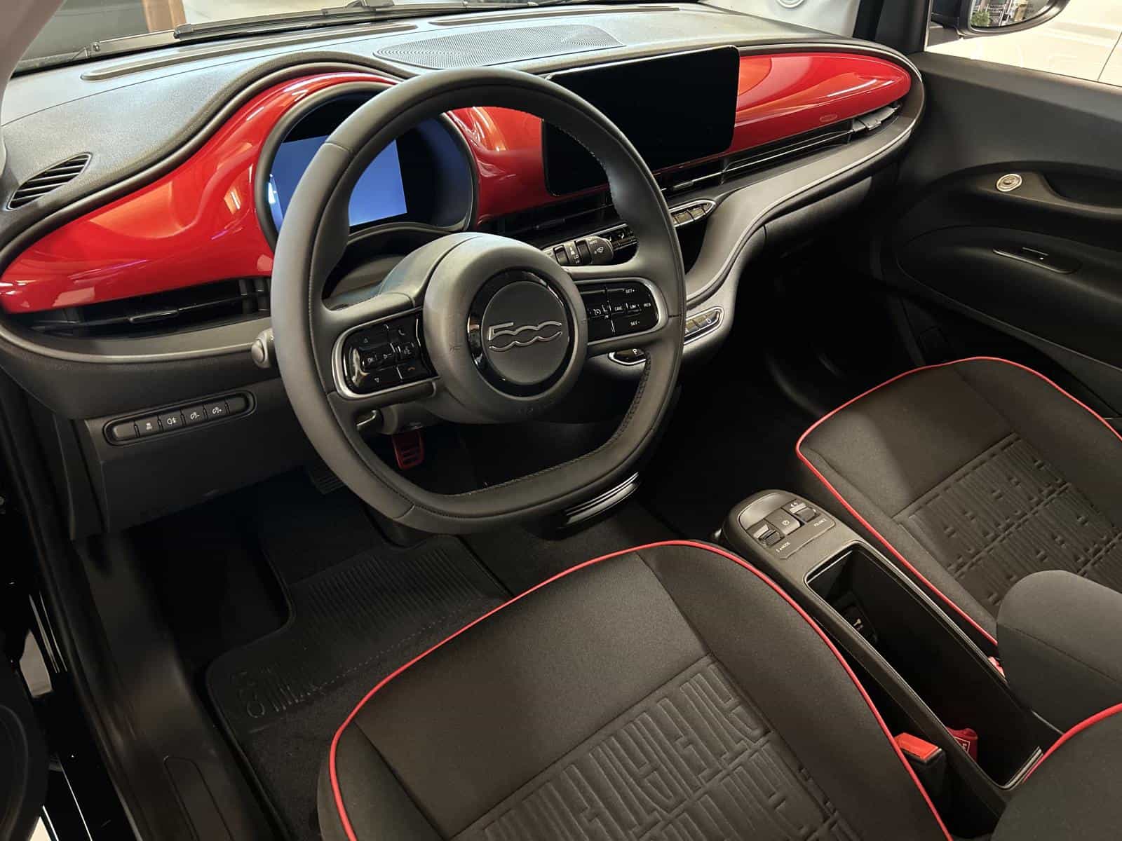 Image 7 Fiat All-New 500e BEV 500e RED 2025