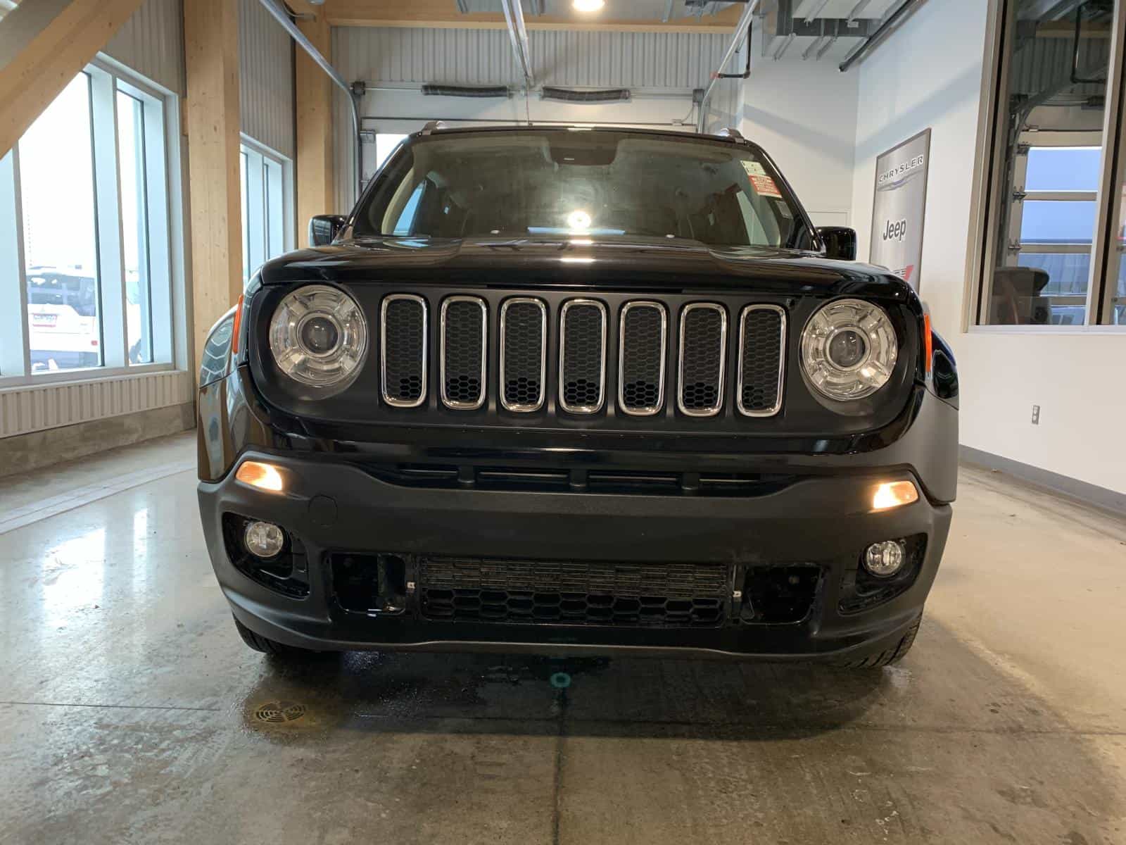 Image 7 Jeep Renegade North 2018