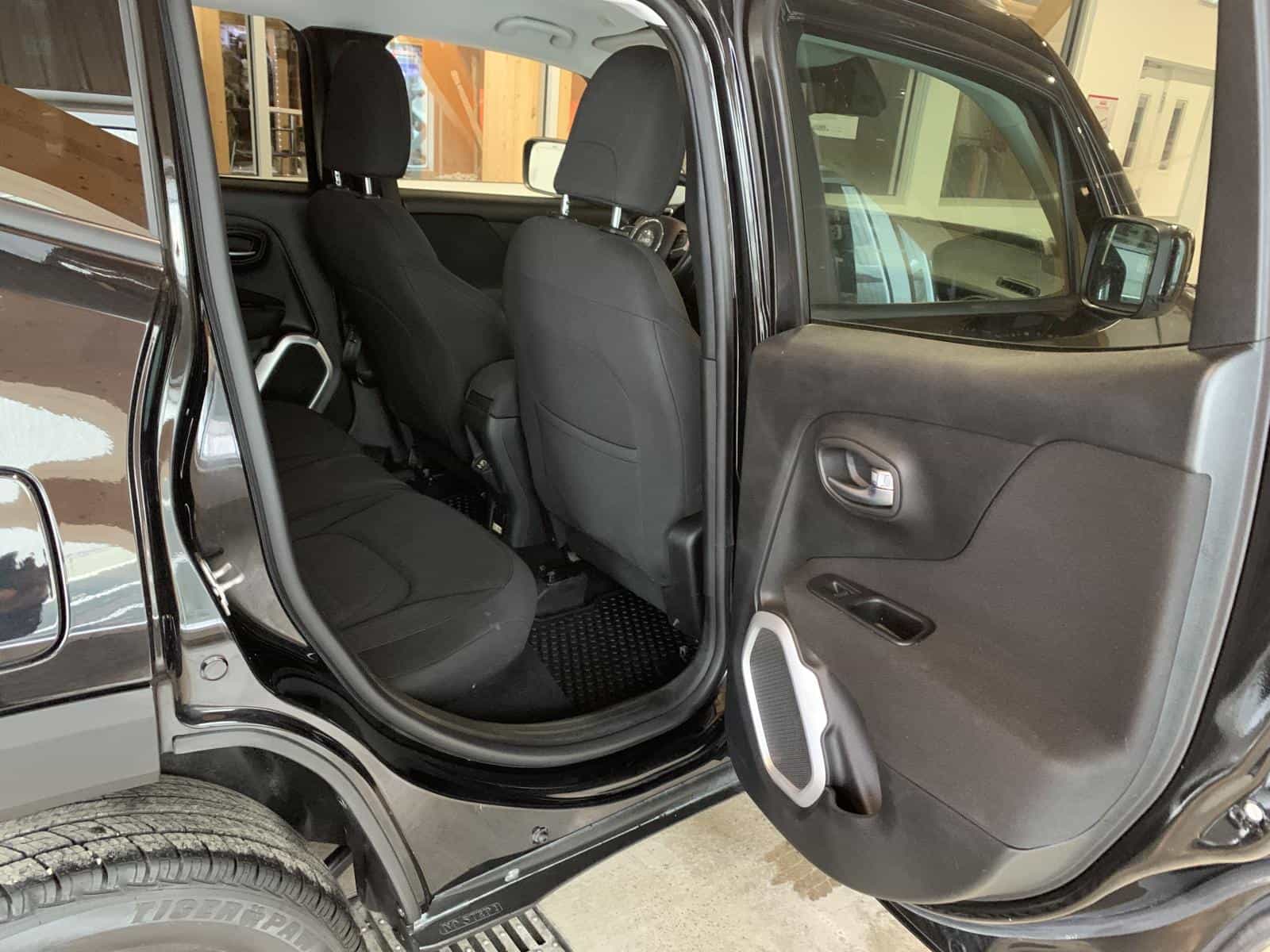 Image 10 Jeep Renegade North 2018