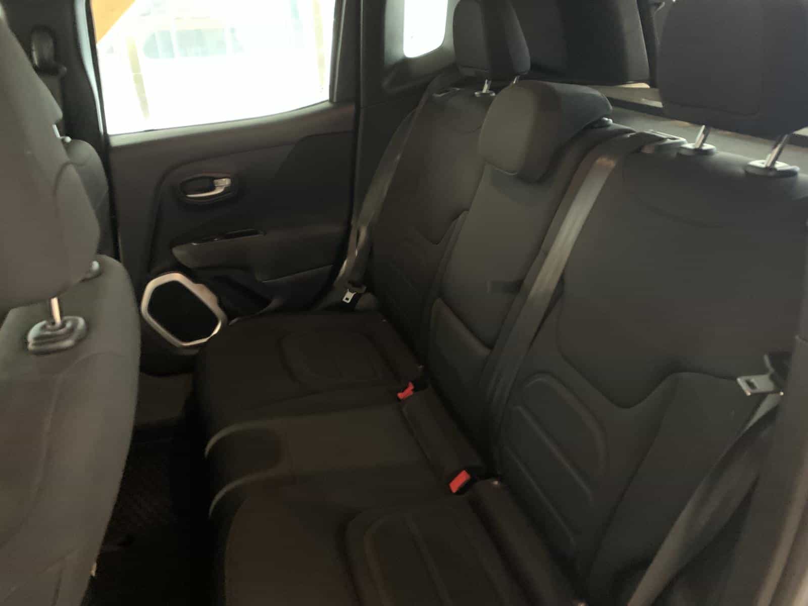 Image 13 Jeep Renegade North 2018