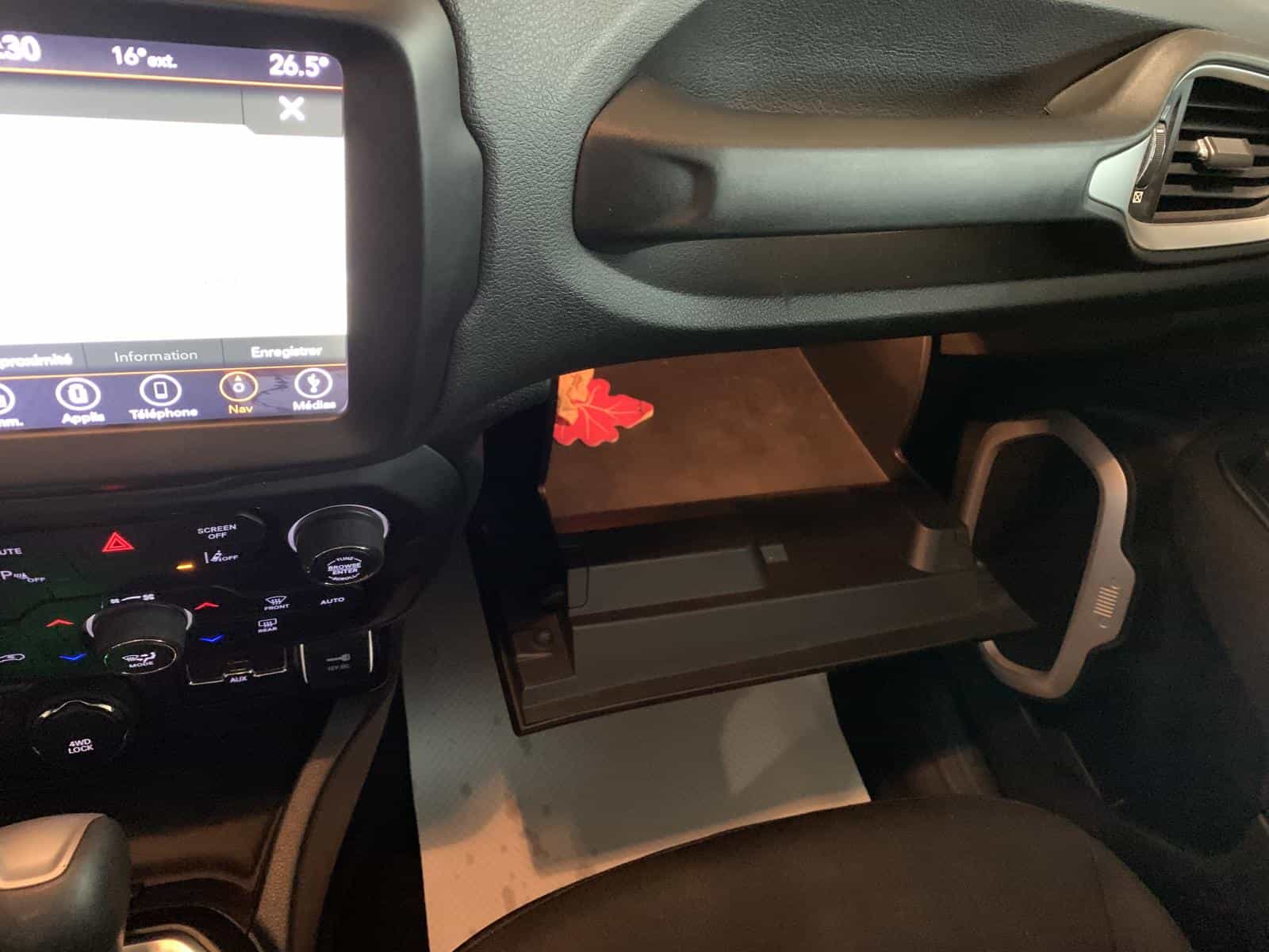 Image 29 Jeep Renegade North 2018