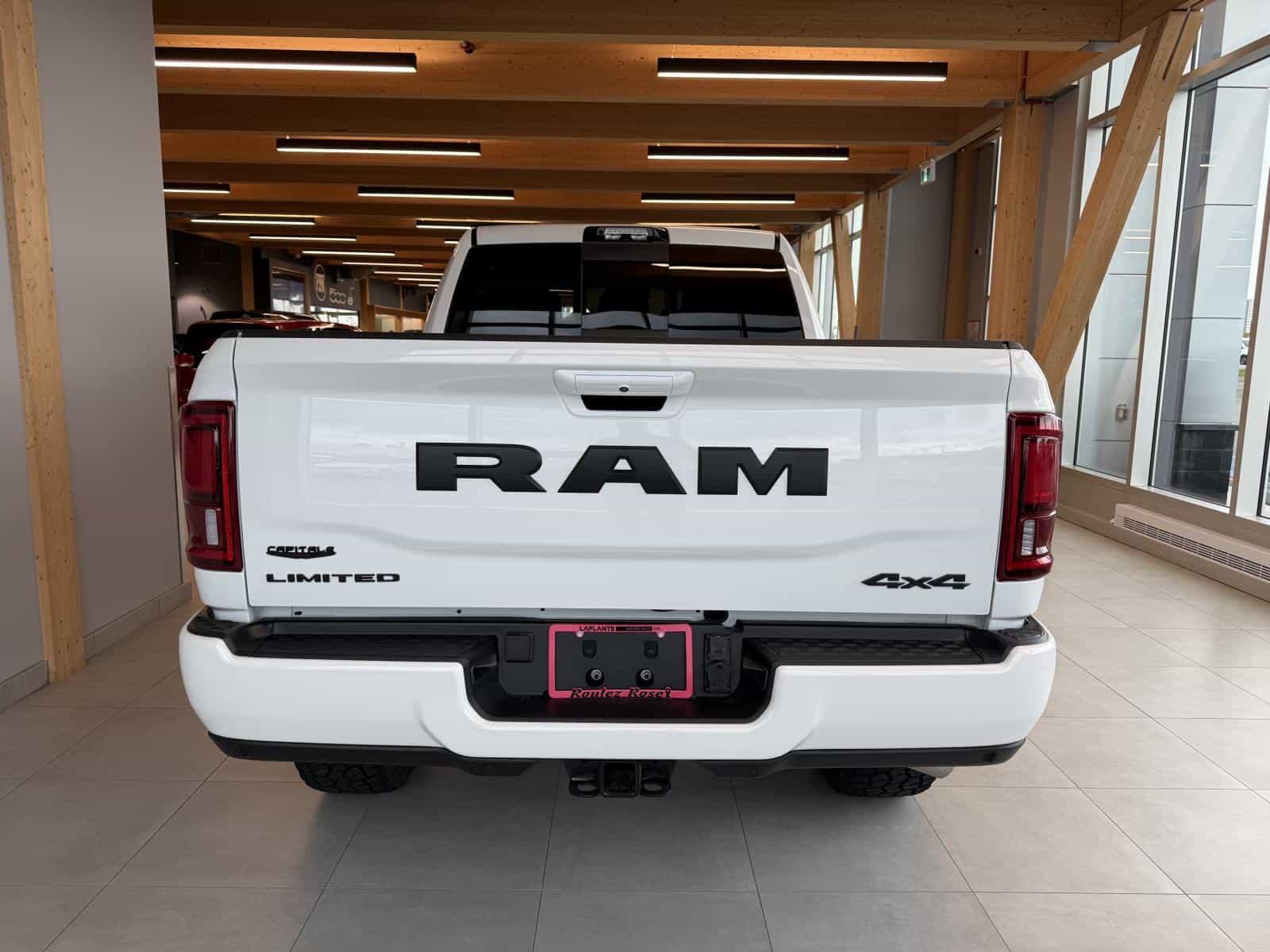 Image 4 RAM 2500 Limited 2025