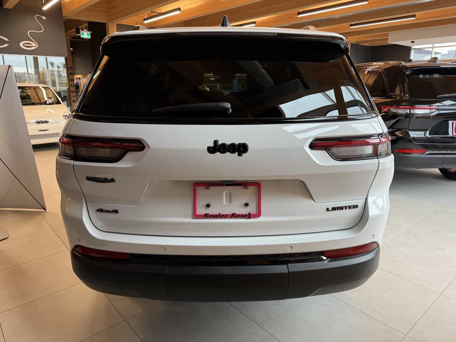 2025 Jeep Grand Cherokee L Limited - Image 3