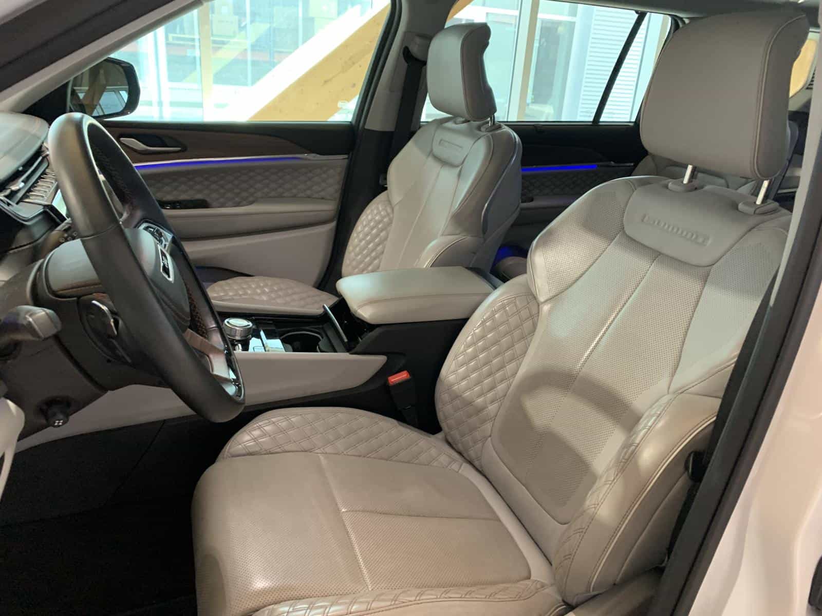 2021 Jeep Grand Cherokee L Summit Summit - Image 9