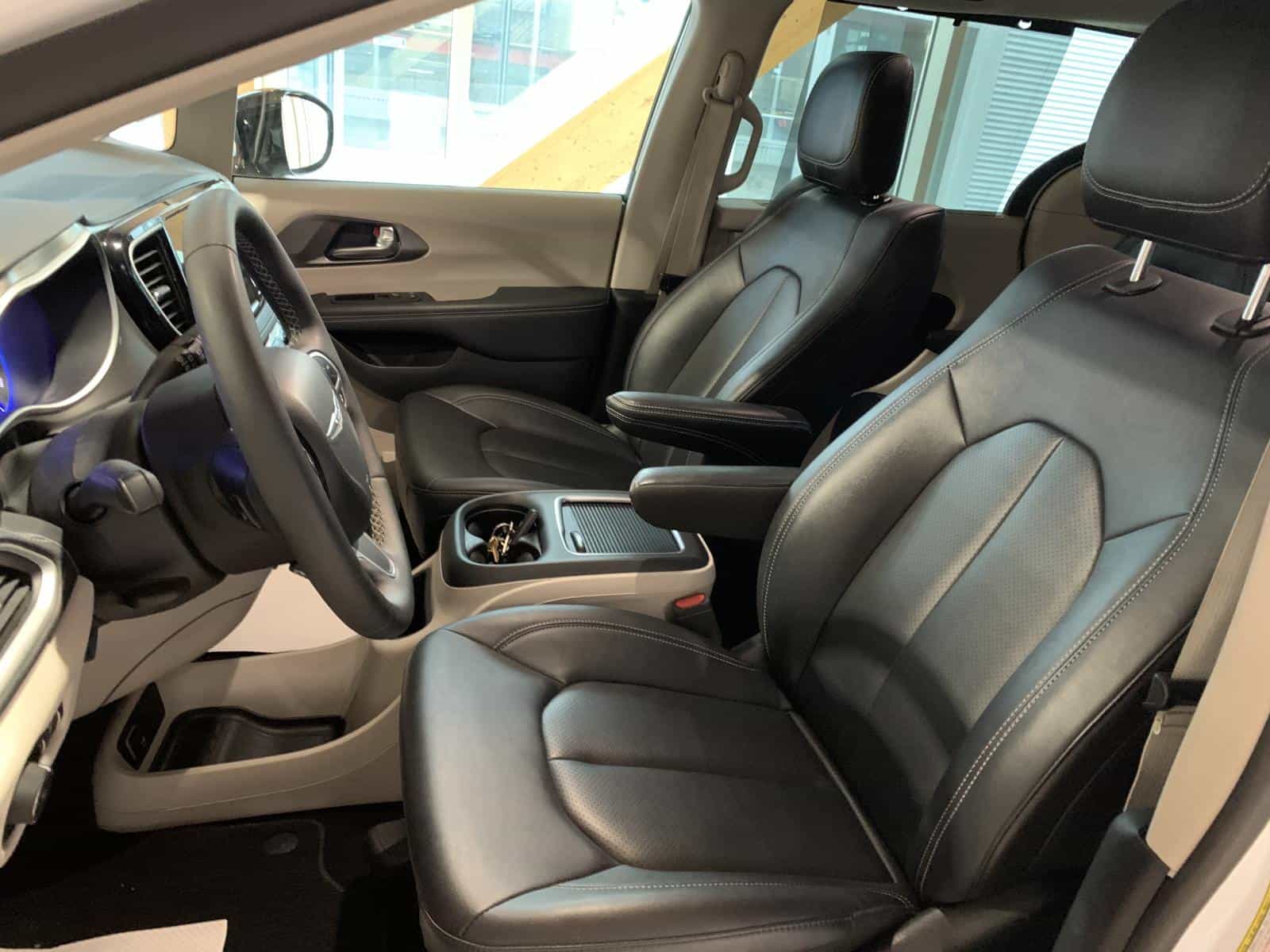 Image 12 Chrysler Pacifica Touring L Touring L 2024