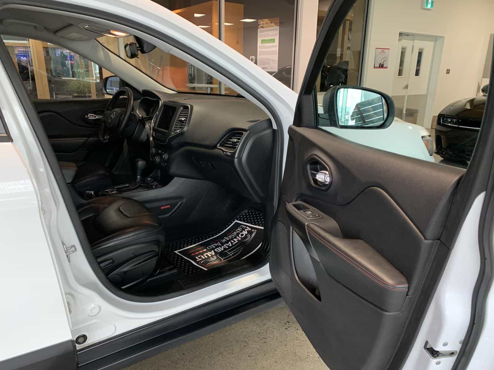 2021 Jeep Cherokee Trailhawk - Image 7