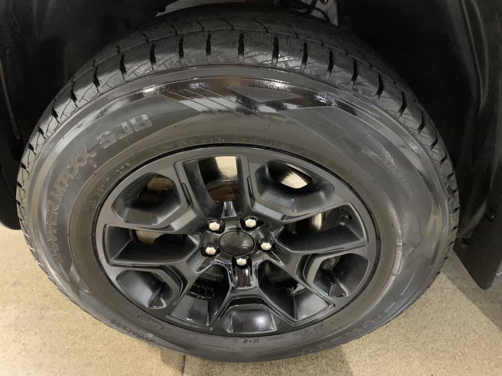 2021 Jeep Cherokee Trailhawk - Image 27