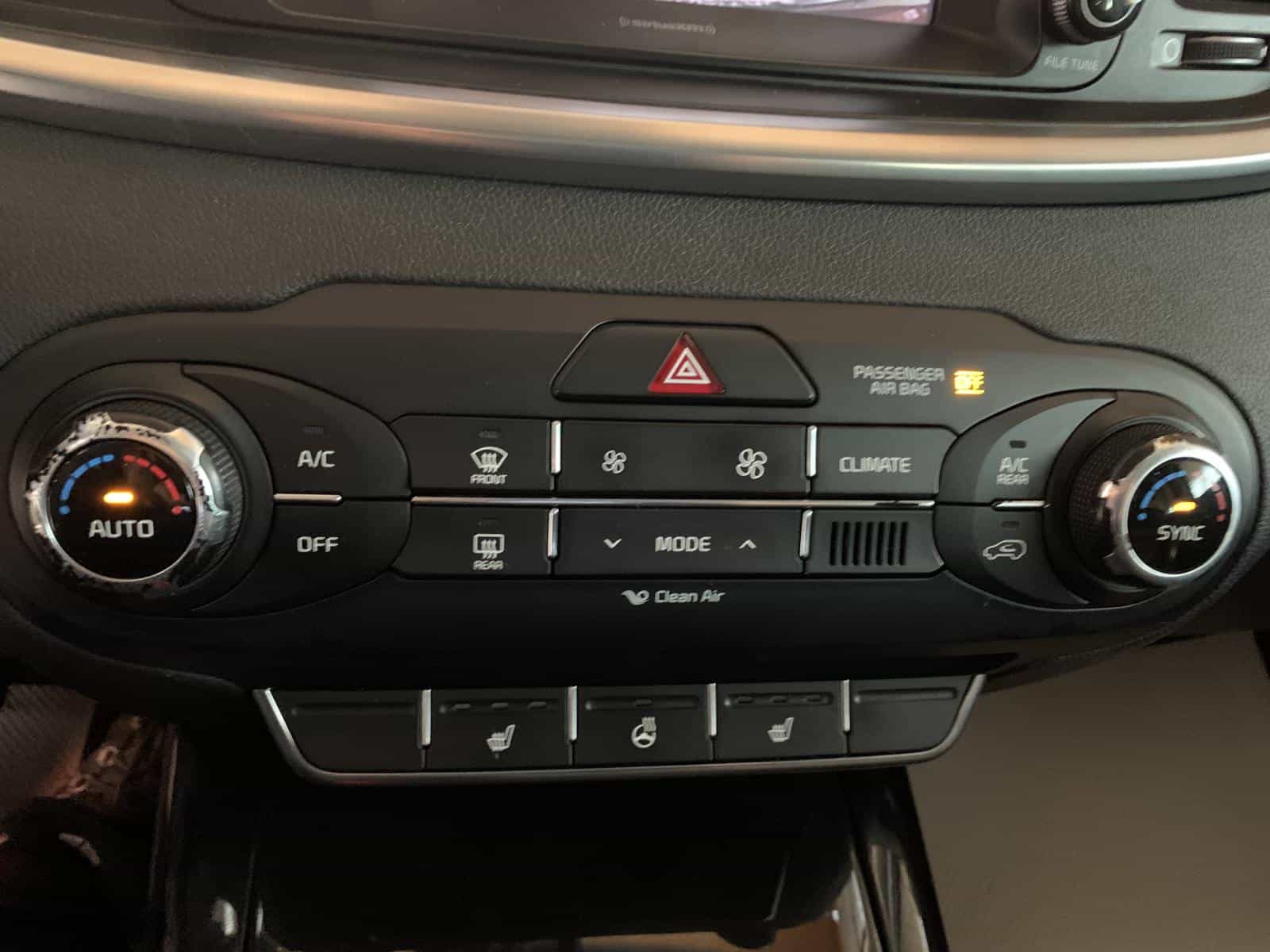 2017 Kia Sorento EX V6 - Image 16