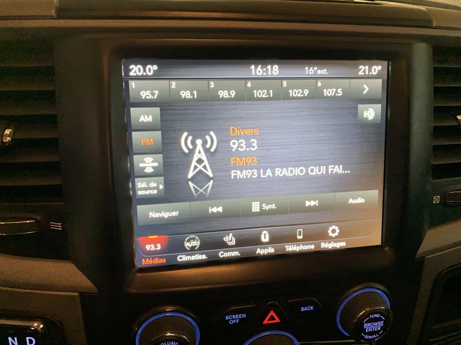 2021 RAM 1500 CLASSIC TRADESMAN Express - Image 14