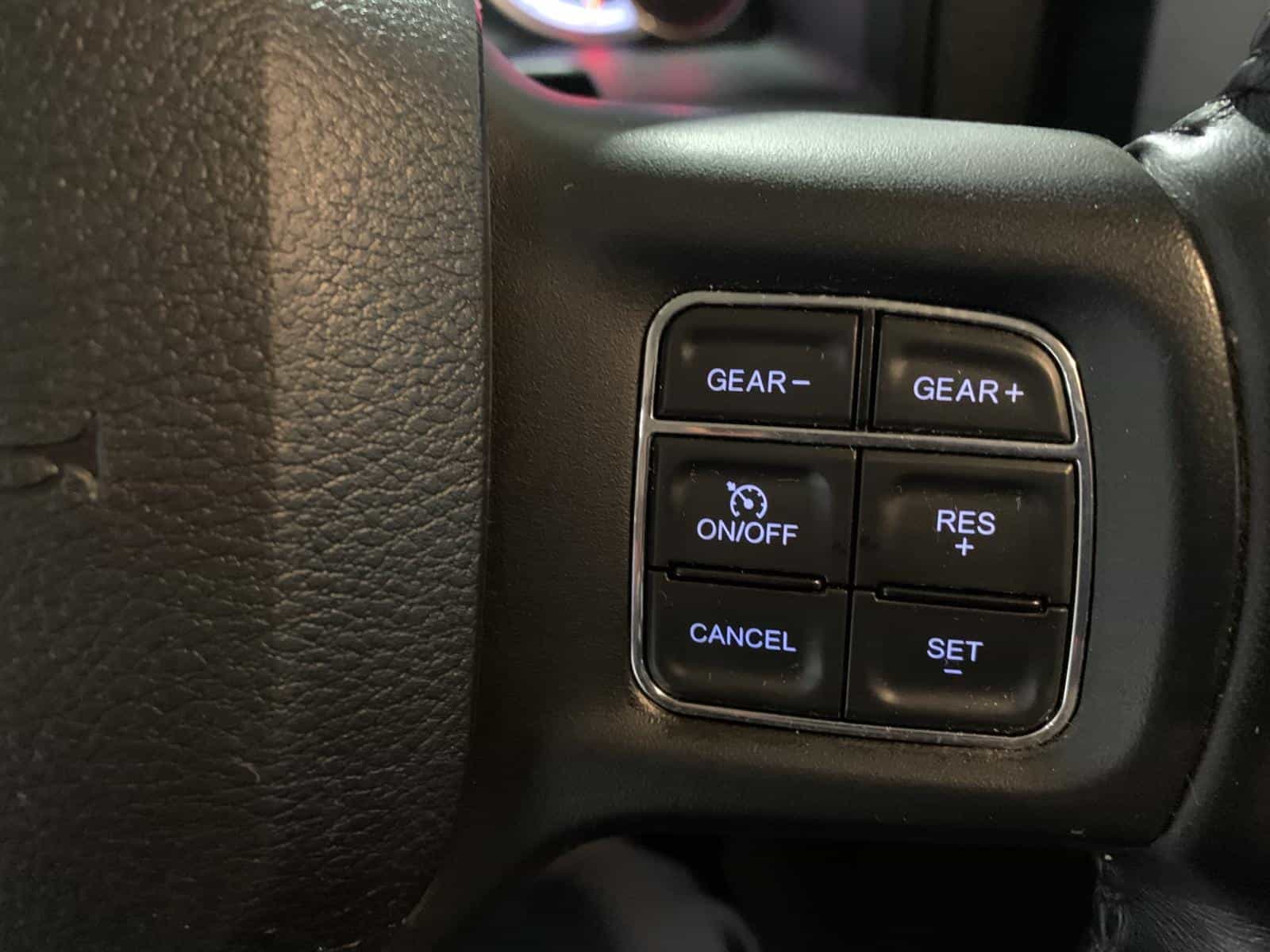 2021 RAM 1500 CLASSIC TRADESMAN Express - Image 18