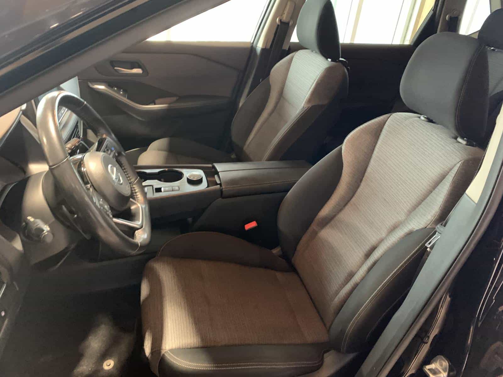 2021 Nissan ROGUE SV SV - Image 12