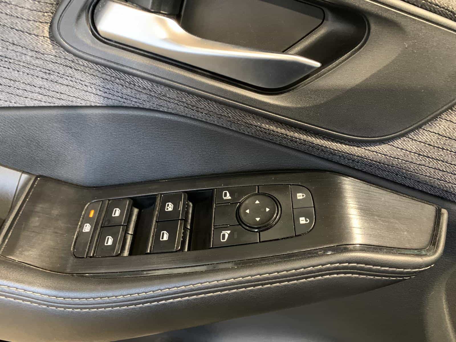 2021 Nissan ROGUE SV SV - Image 24