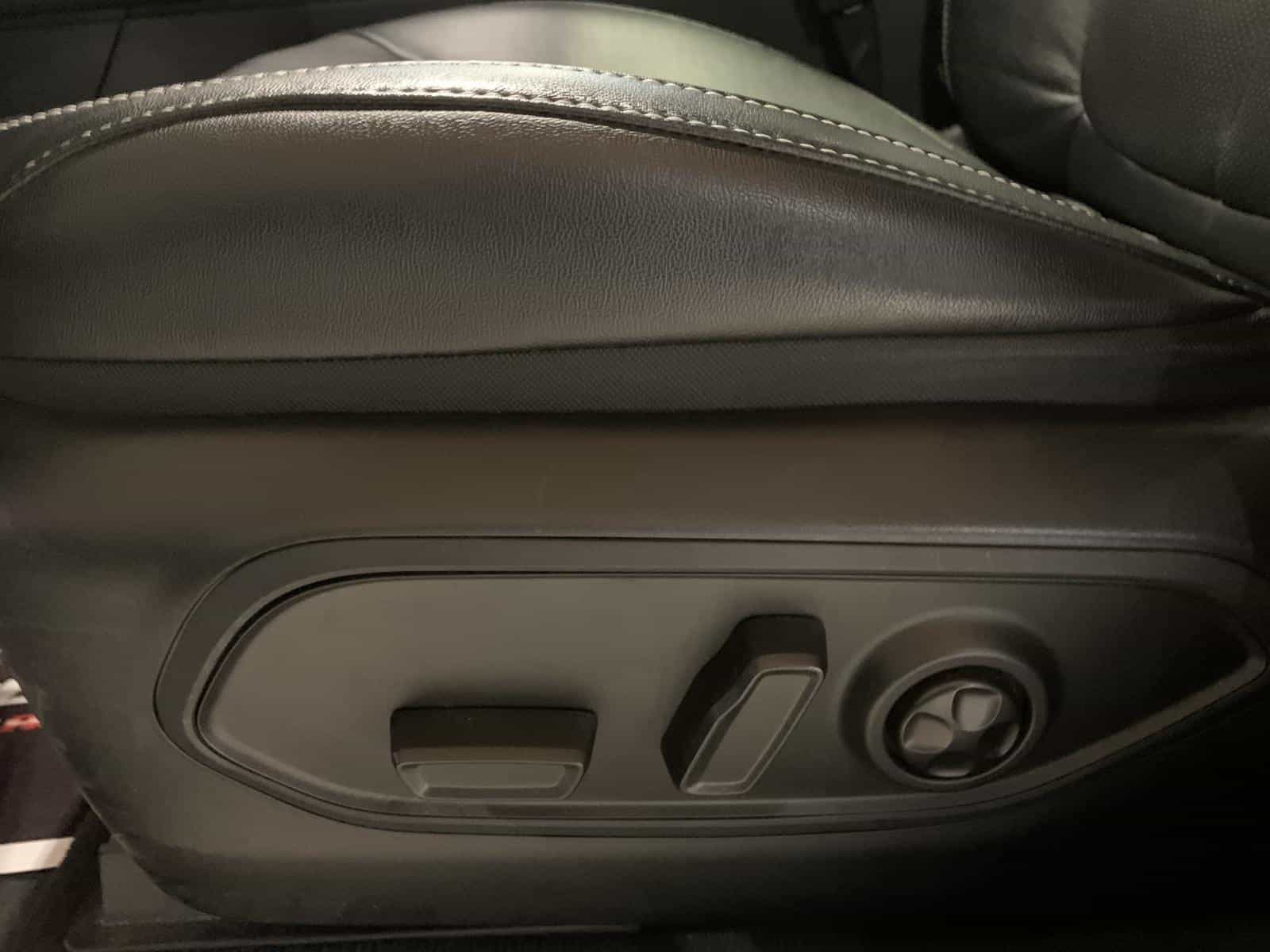 2022 Jeep Grand Cherokee Limited 4X Base 4XE - Image 18