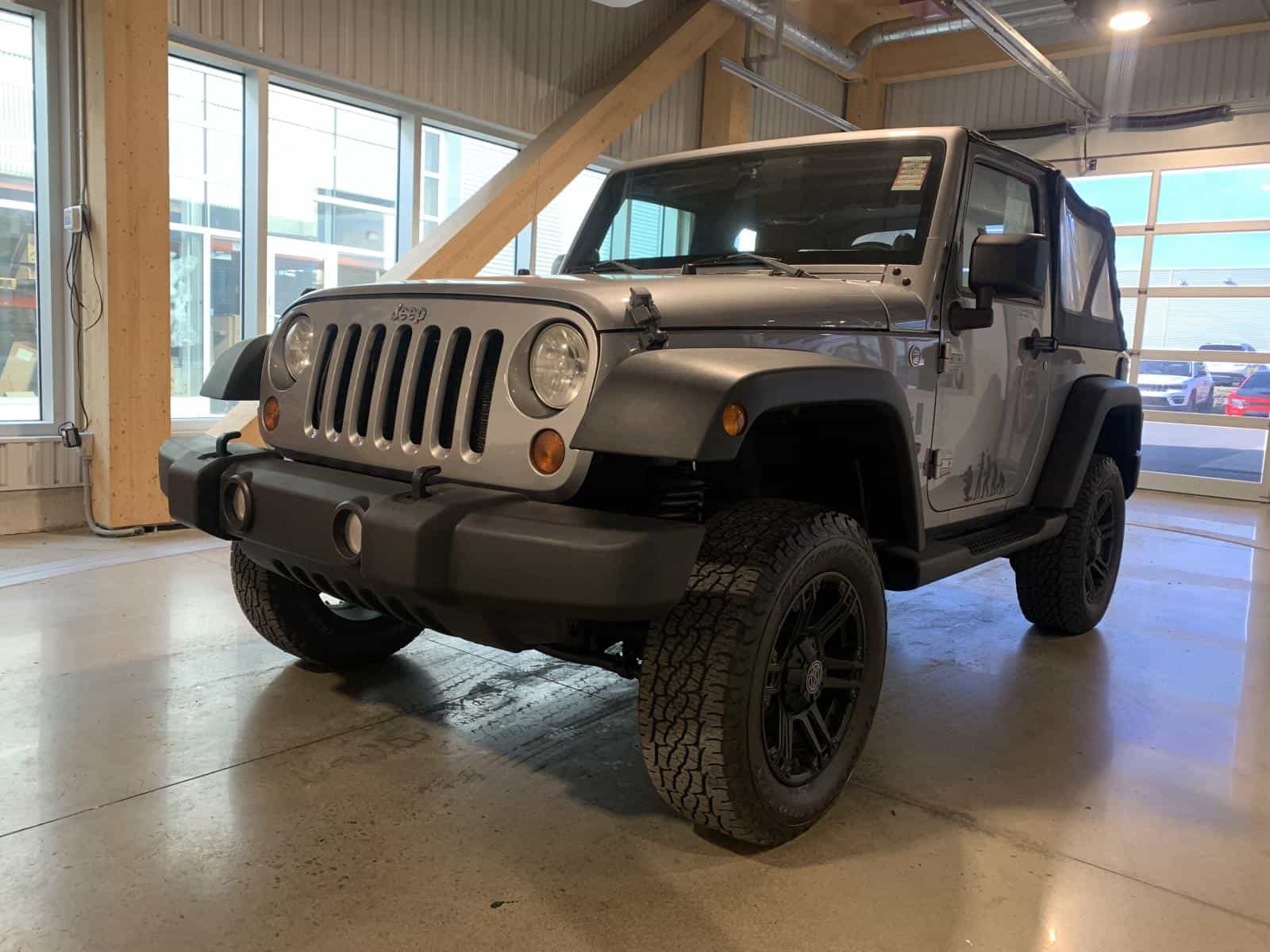 Image 2 Jeep Wrangler Sport 2013