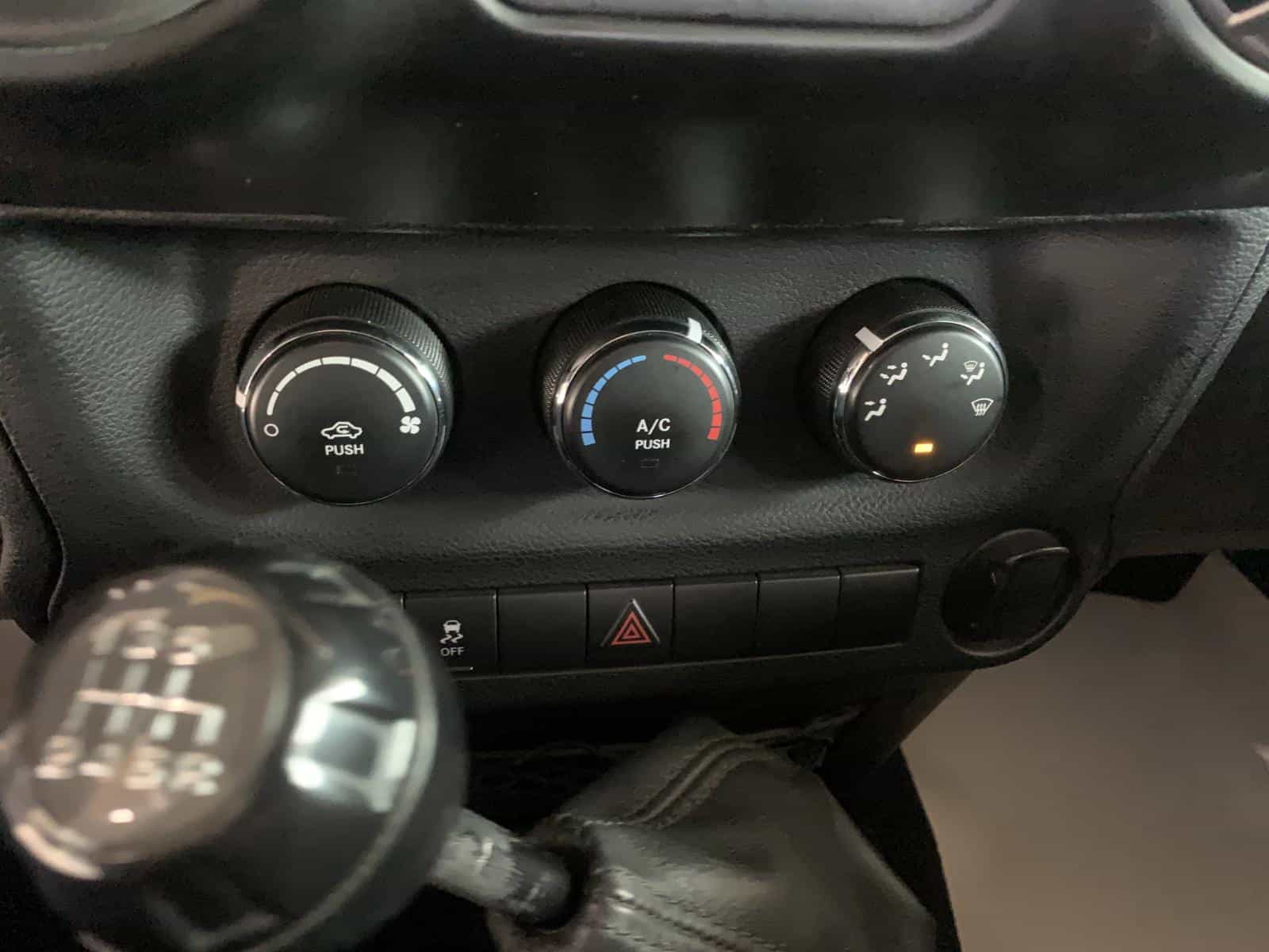 Image 9 Jeep Wrangler Sport 2013