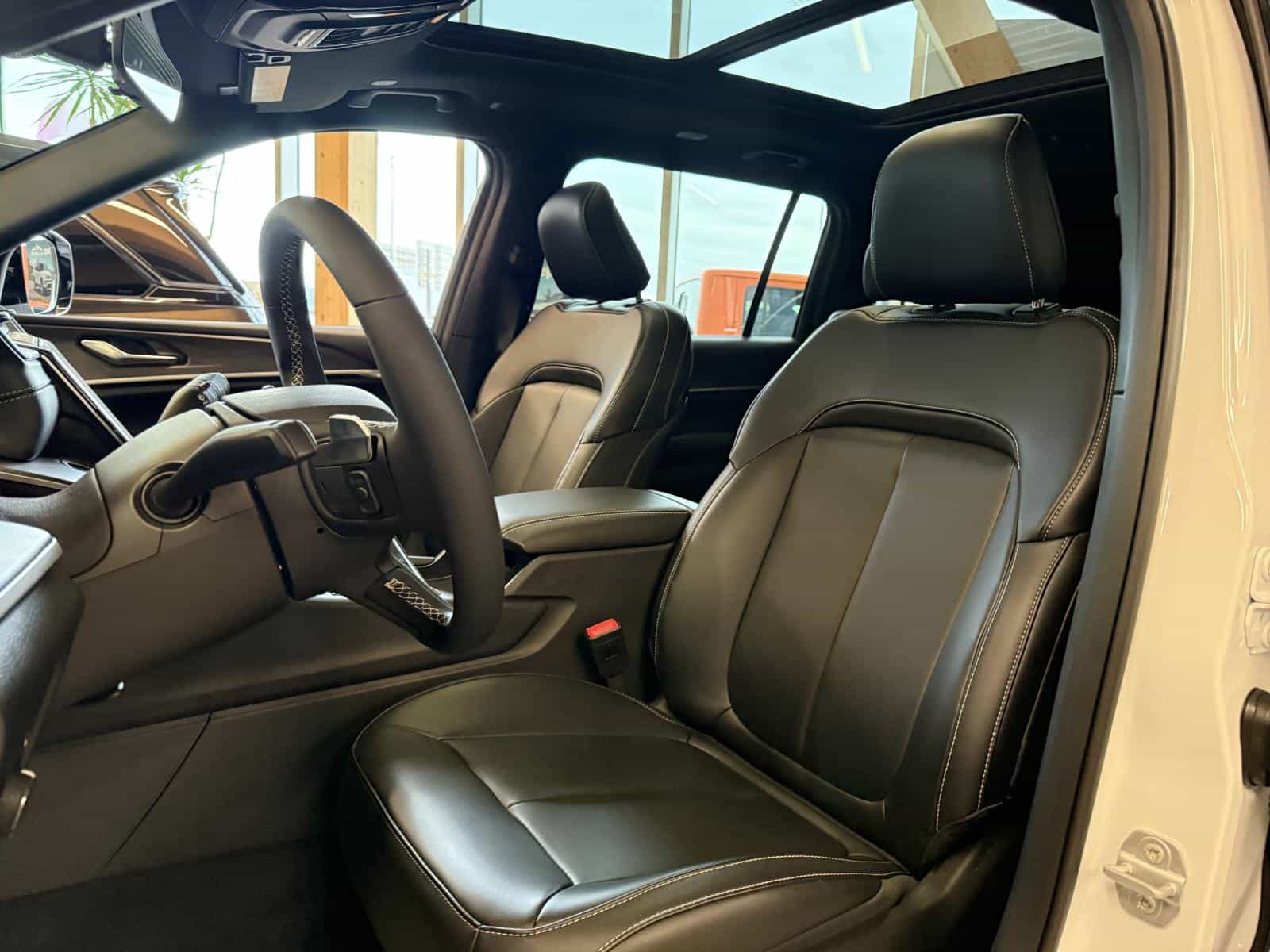 Image 5 Jeep Grand Cherokee L Limited 2025