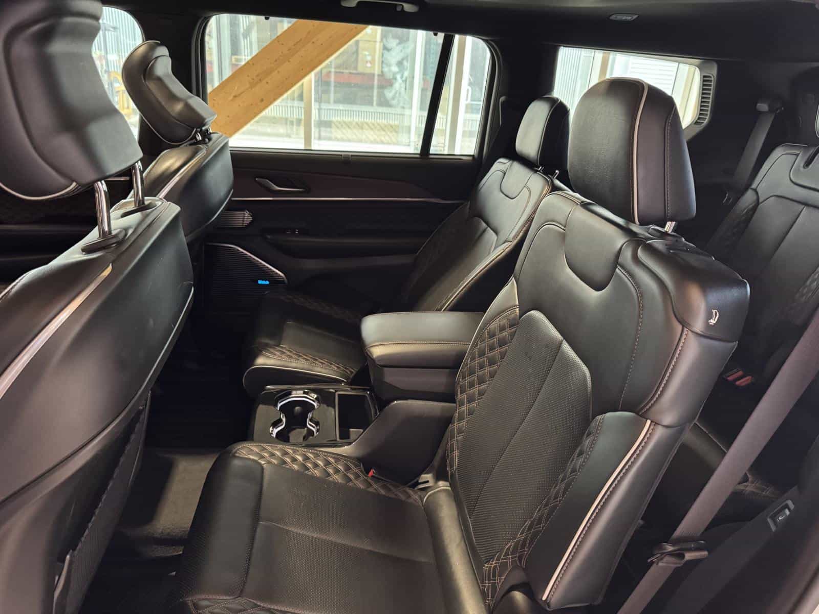 Image 13 Jeep Grand Cherokee L Summit 2022