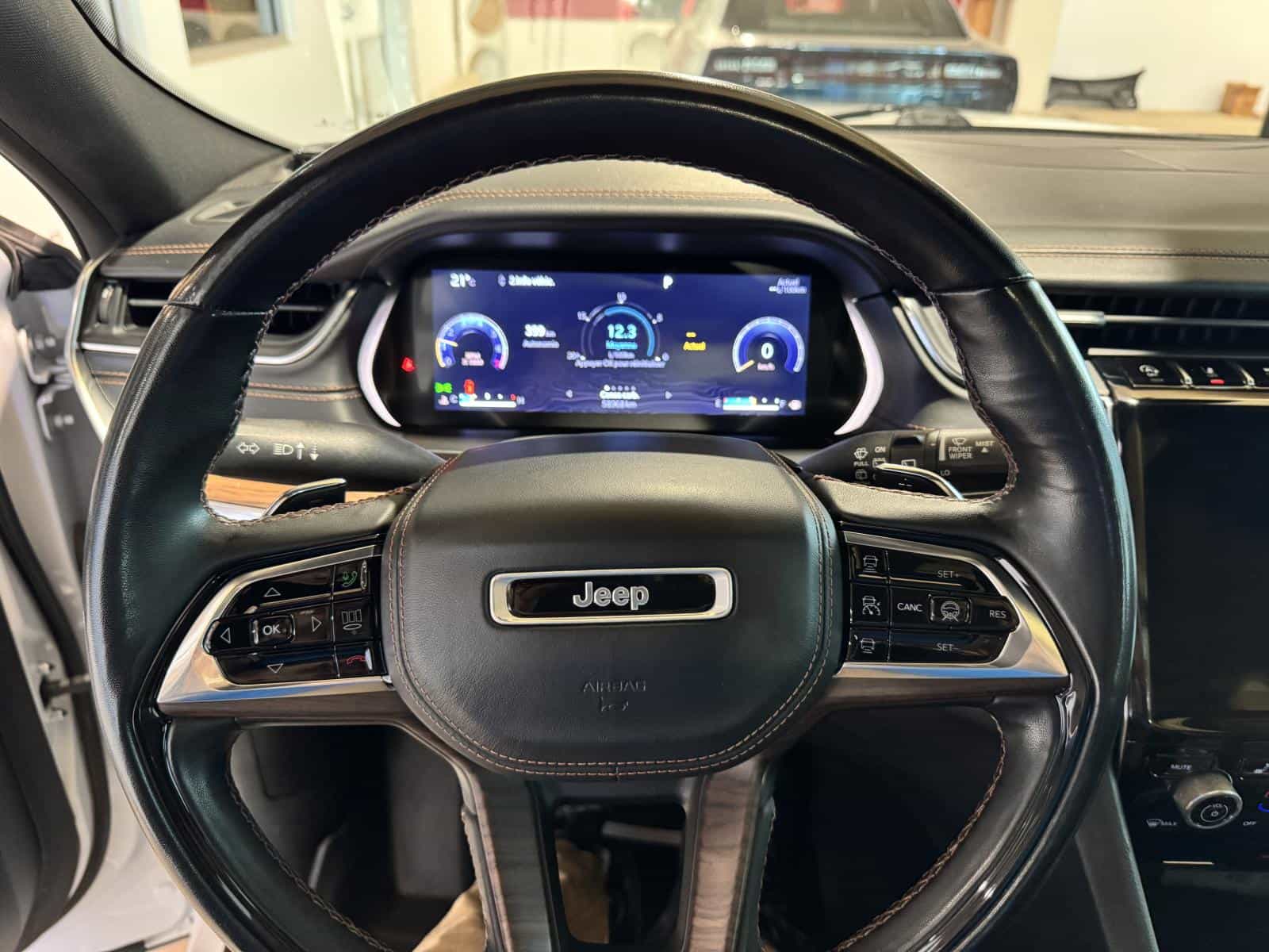 Image 15 Jeep Grand Cherokee L Summit 2022