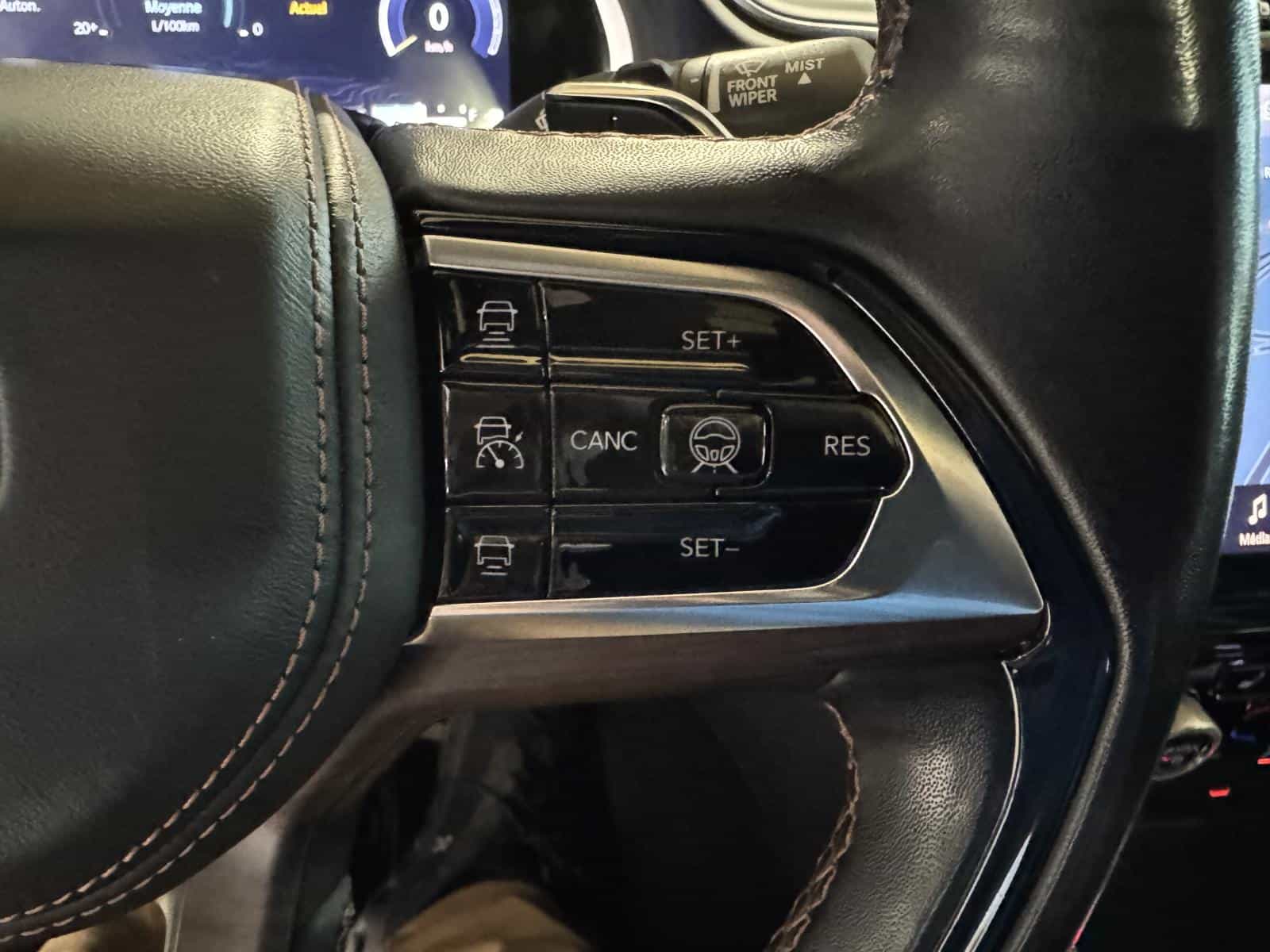 Image 21 Jeep Grand Cherokee L Summit 2022