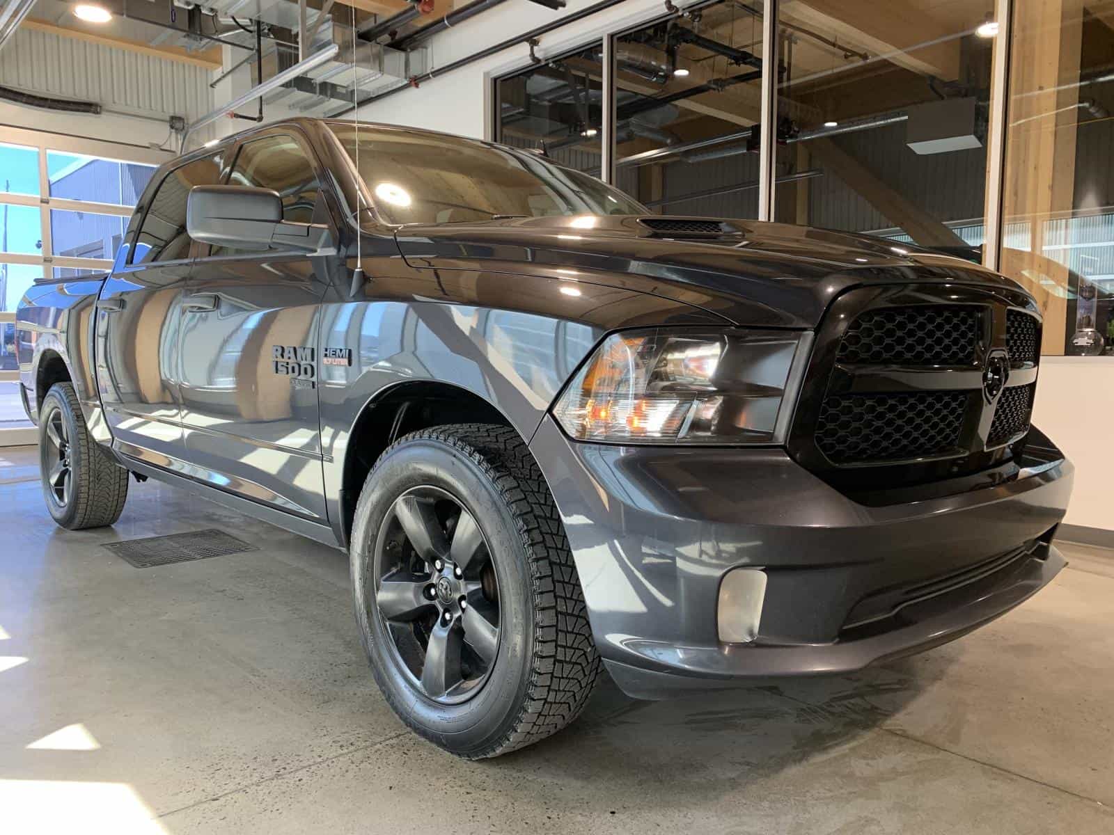 2020 RAM 1500 Classic Express - Image 4