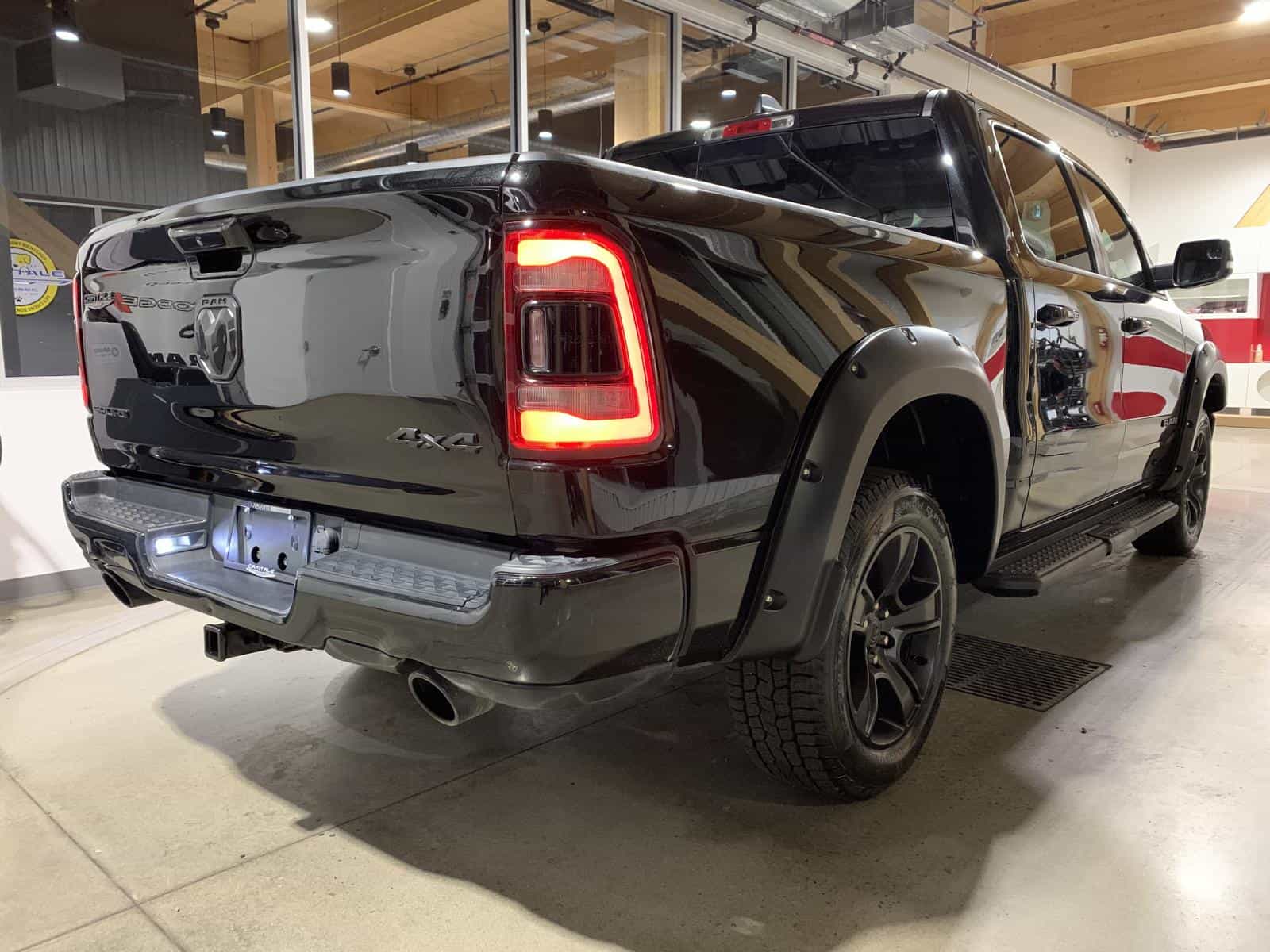 2019 RAM 1500 REBEL Rebel - Image 3
