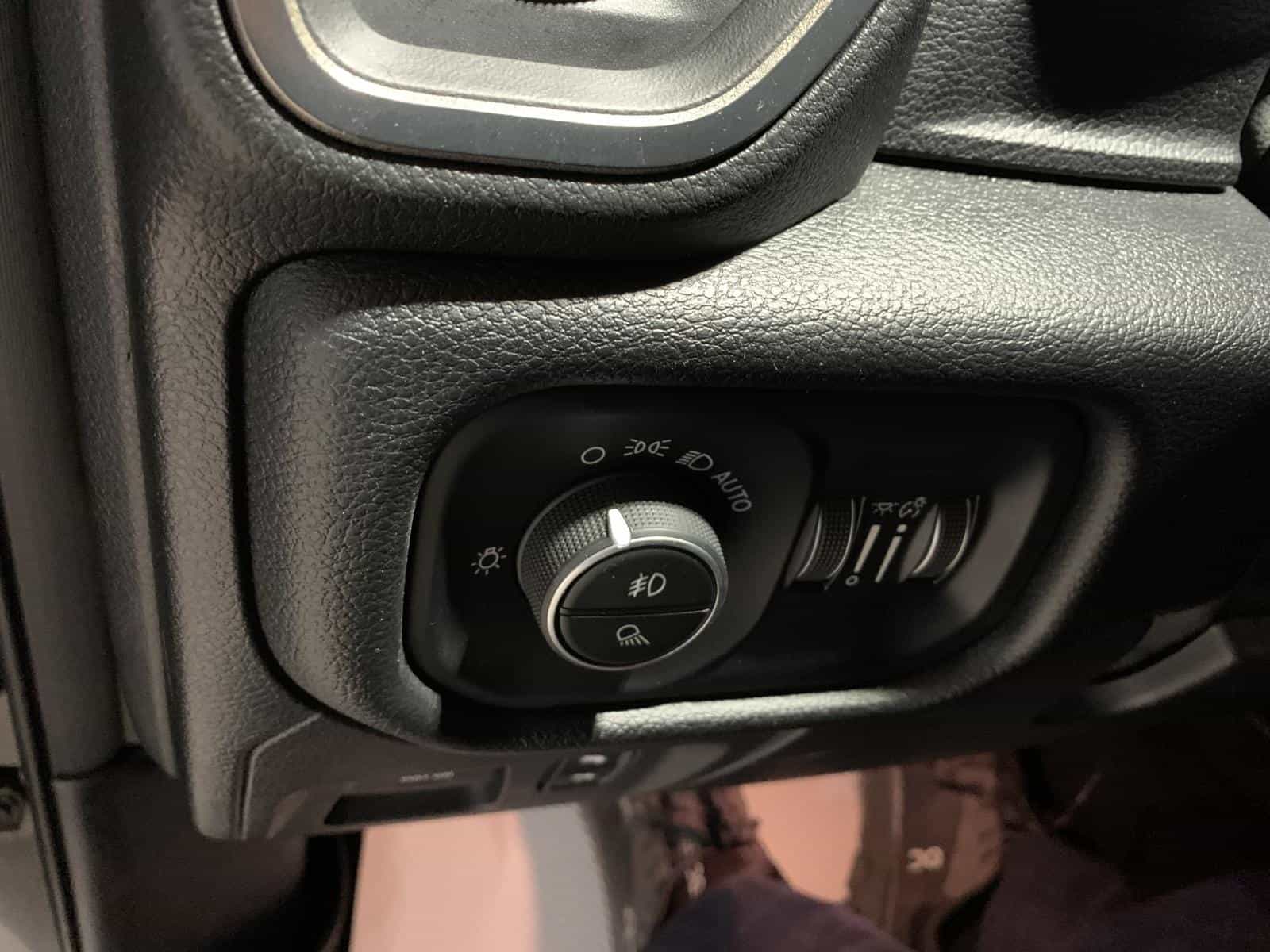 2019 RAM 1500 REBEL Rebel - Image 25