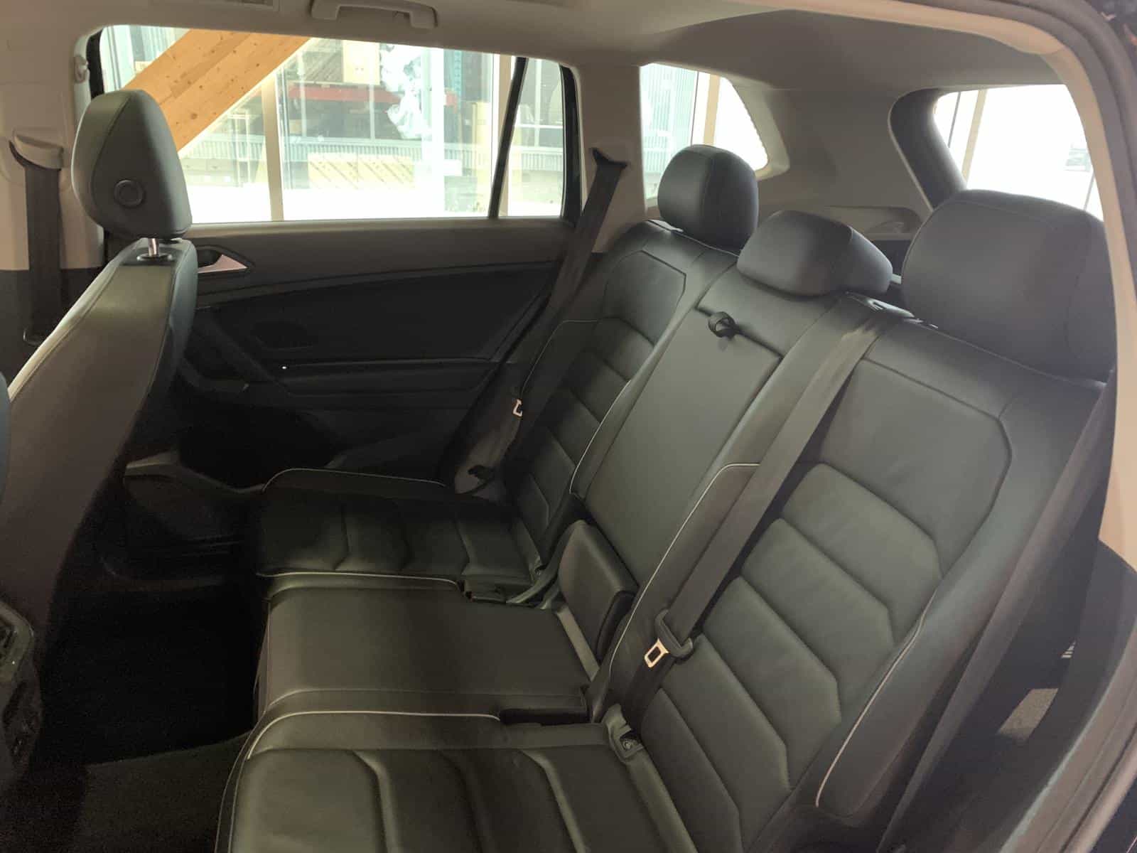 2019 Volkswagen Tiguan Highline - Image 12