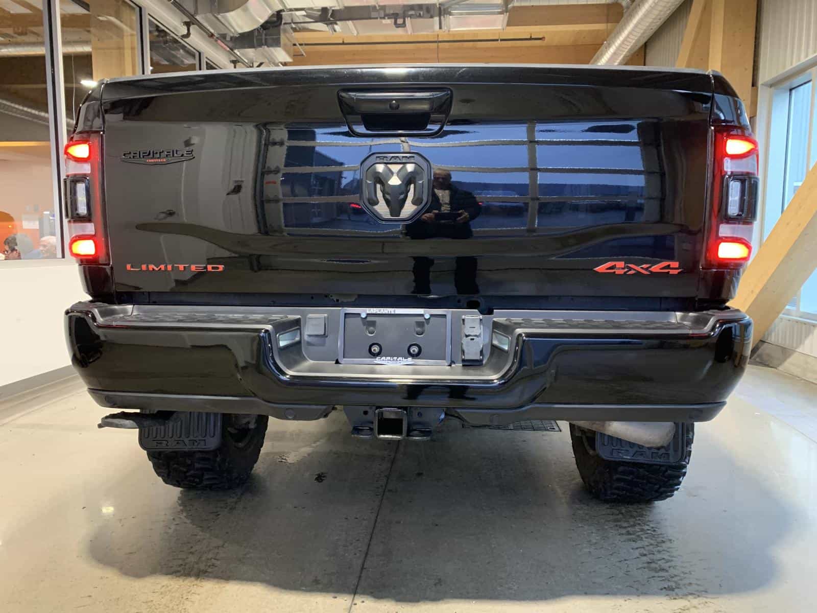 2022 RAM 3500 Limited Limited - Image 5